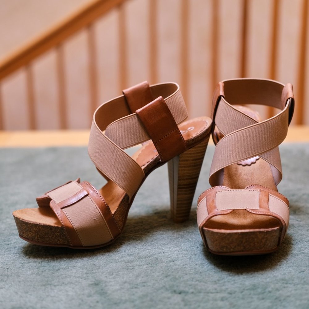 Cordani tan and brown strappy high heel | Size 37